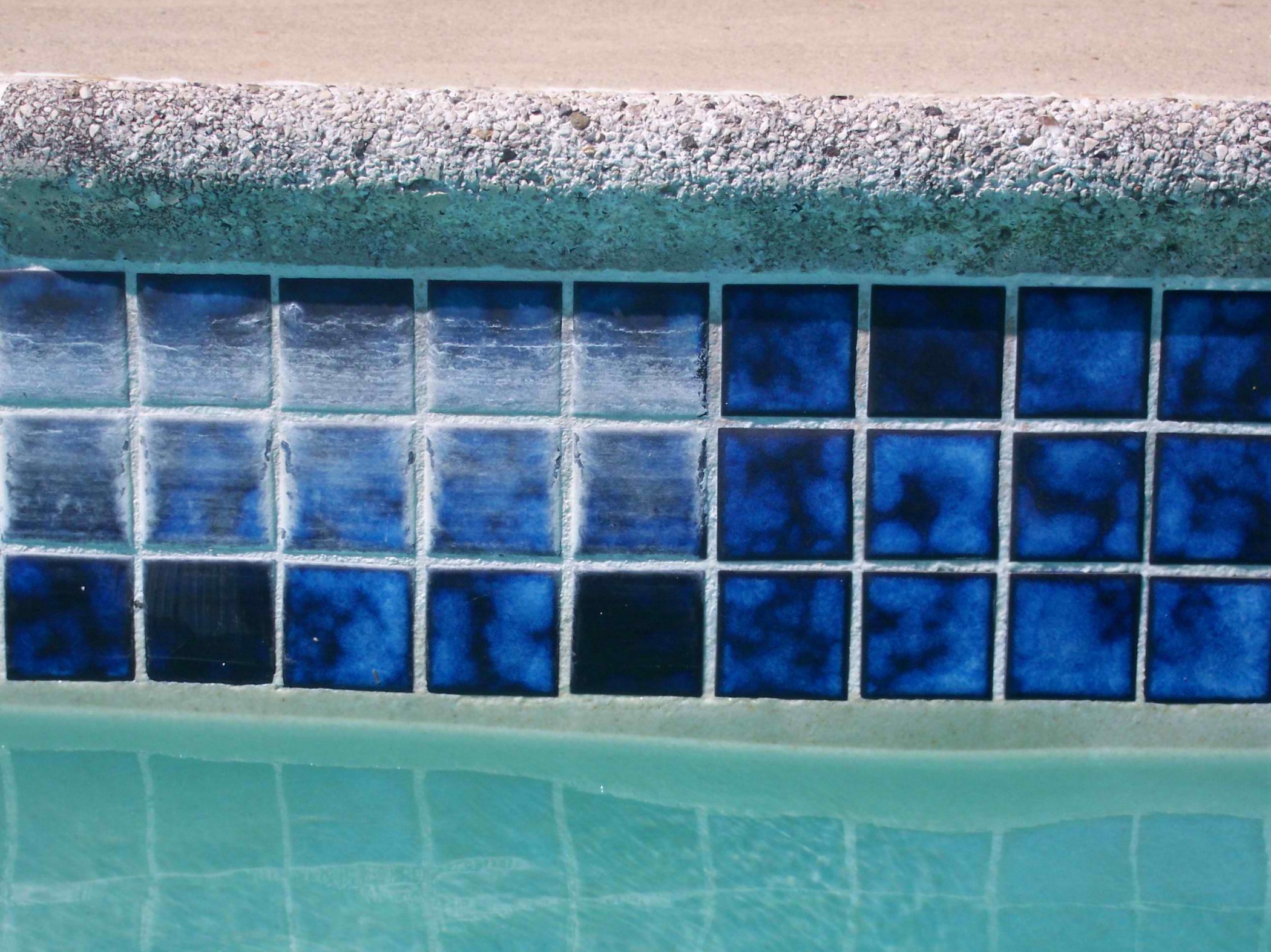Pool Tile Cleaning Calcium Removal, How Do You Clean Glass Pool Tiles